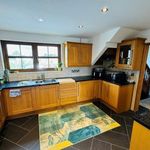 Rent 3 bedroom flat in Wales