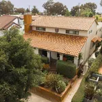 Rent 2 bedroom house of 103 m² in Santa Monica