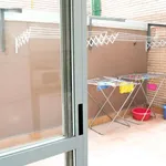 Rent a room of 150 m² in valencia