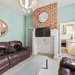 Rent 7 bedroom house in North West England