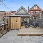 Rent 3 bedroom house in Toronto