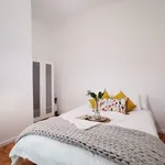 Rent a room in Madrid