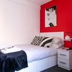 Rent 4 bedroom apartment of 55 m² in Leicester