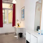 Rent a room of 120 m² in Lisbon