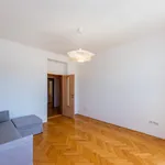 Pronajměte si 2 ložnic/e byt o rozloze 63 m² v stresovice