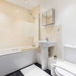 Rent 2 bedroom flat of 65 m² in london