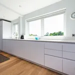 Rent 3 bedroom apartment in London