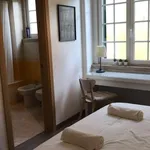 Rent a room in lisbon