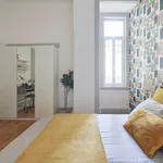 Rent a room in lisbon