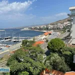 Rent 4 bedroom apartment of 160 m² in Reggio Calabria