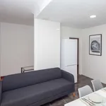 Alquilo 7 dormitorio apartamento de 127 m² en Valencia