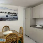 Affitto 2 camera appartamento di 60 m² in Naples