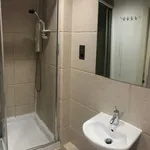 Rent 1 bedroom house in Leeds