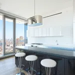 Rent 3 bedroom apartment of 209 m² in New York