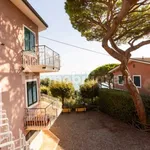 Rent 4 bedroom apartment of 93 m² in Lerici