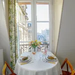 Rent 1 bedroom apartment of 22 m² in Paris