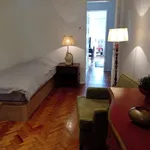 Rent a room in lisbon