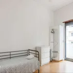 Rent 5 bedroom apartment in lisbon