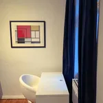 Miete 4 Schlafzimmer wohnung von 120 m² in Berlin