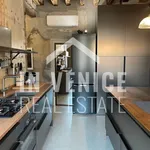 Rent 4 bedroom apartment of 97 m² in Venice