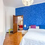 Rent 1 bedroom apartment of 70 m² in milan