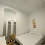 Rent 3 bedroom apartment in Seville