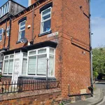 Rent 3 bedroom flat in Yorkshire And The Humber