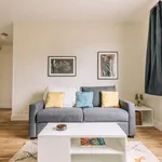 Rent 1 bedroom apartment of 42 m² in paris