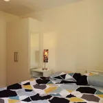 Rent a room of 80 m² in dublin