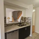 Appartement de 3358 m² avec 4 chambre(s) en location à Milton (Dempsey)