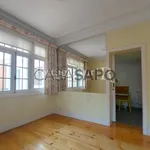 Rent 4 bedroom house of 216 m² in Porto