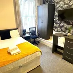 Rent 6 bedroom house in North East England