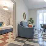 Rent 4 bedroom apartment in Rome