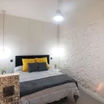 Rent 1 bedroom apartment of 60 m² in madrid