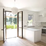 Rent 7 bedroom house of 280 m² in Arese