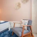 Rent 1 bedroom apartment in Porto