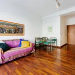 Rent 2 bedroom apartment of 60 m² in Milano