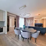 Rent 3 bedroom apartment of 105 m² in Bucuresti