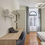 Rent a room in lisbon