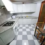 Rent a room of 105 m² in Albacete