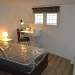 Rent 4 bedroom apartment in Lisbon