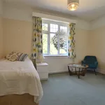 Rent 1 bedroom flat in Reigate