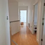 Rent 3 bedroom flat in Wales