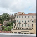 Rent 1 bedroom apartment in Porto