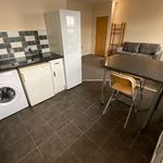 Rent 3 bedroom house in East Midlands