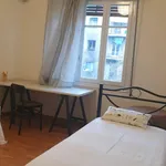 Rent 3 bedroom apartment in Athens