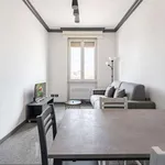 Rent 1 bedroom apartment of 44 m² in rome