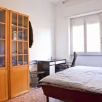 Rent a room of 120 m² in rome