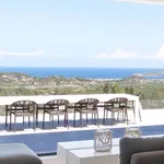 Rent 5 bedroom house in Ibiza