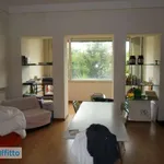 Rent 5 bedroom apartment of 130 m² in Perugia